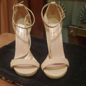 GLAZE Elegant Beige High Heels Size 7